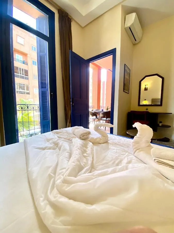 Comfy Colonial Apartments Marrakesh