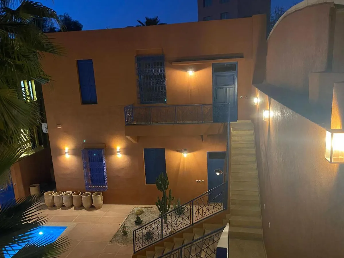 Comfy Colonial Apartments Marrakesh